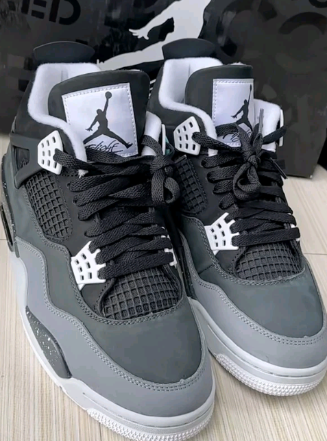 Jordans 4s